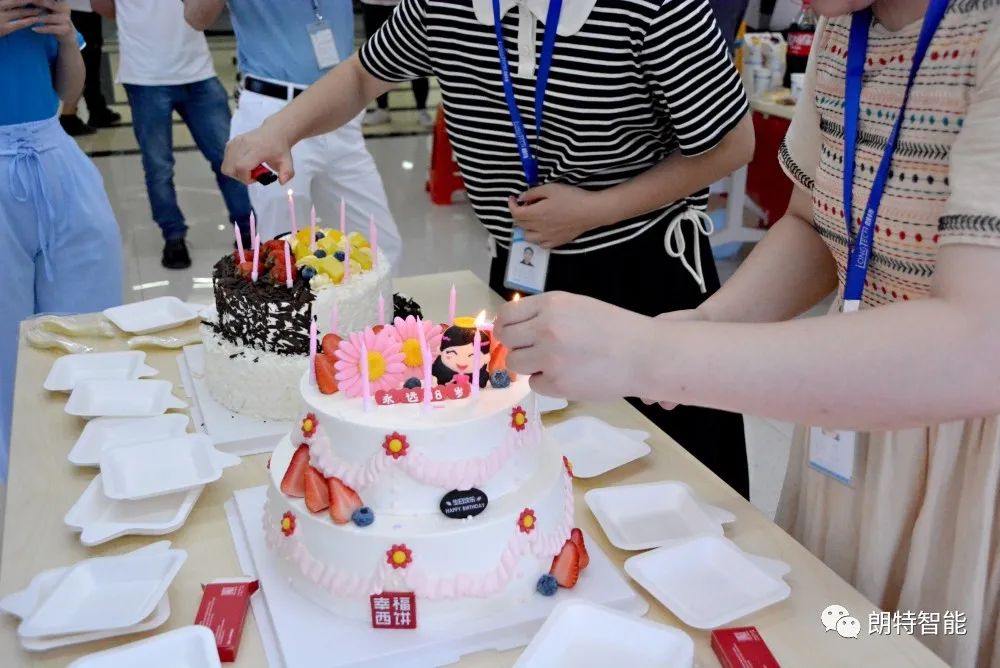 员工生日会|一岁一礼，，，，，，温暖相随